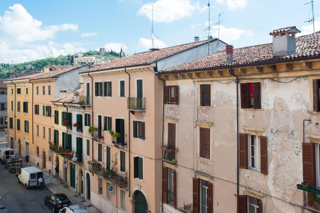 Di Tutto Punto In Centro A Verona Exterior photo